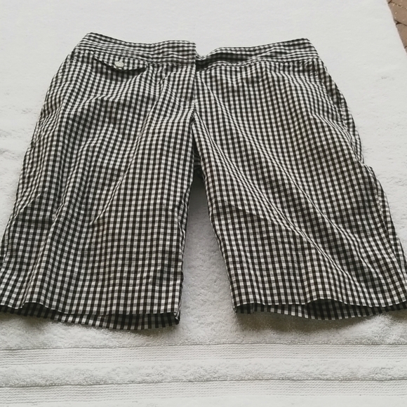 Izod Golf Pants - Izod Golf women's shorts black and white checks size 4